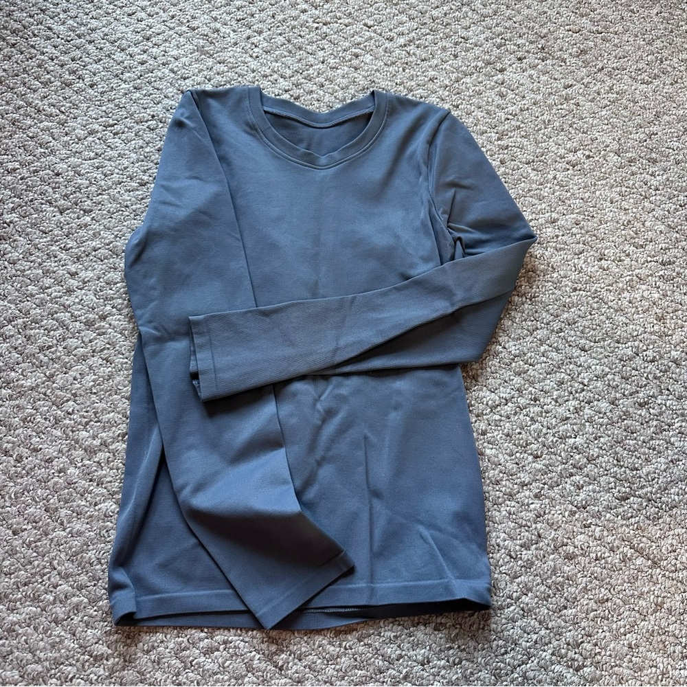 Women’s Long Sleeve Top